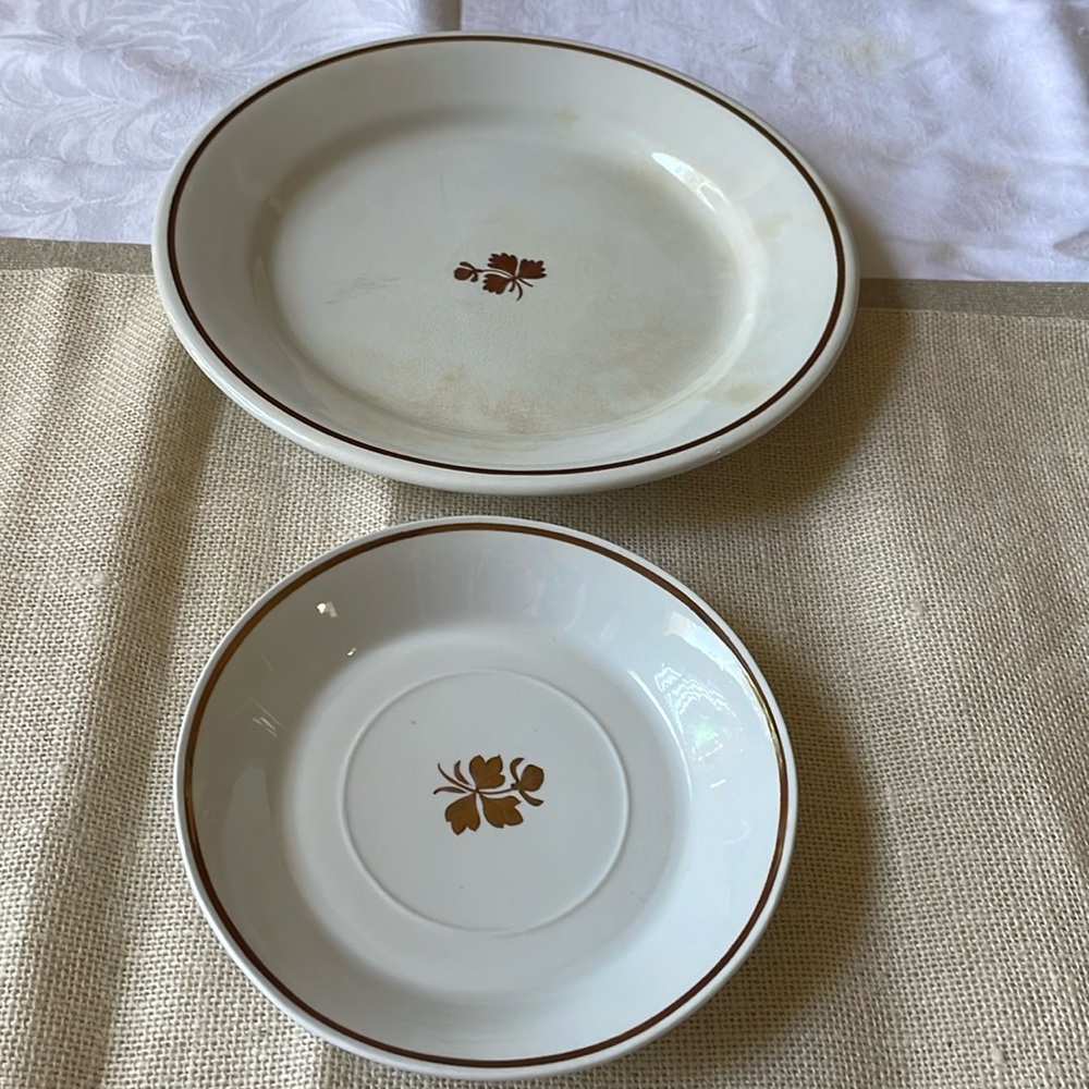 Antique 1890s Alfred Meakin Tea Leaf Royal Ironstone Brown 2 pc plate & saucer
